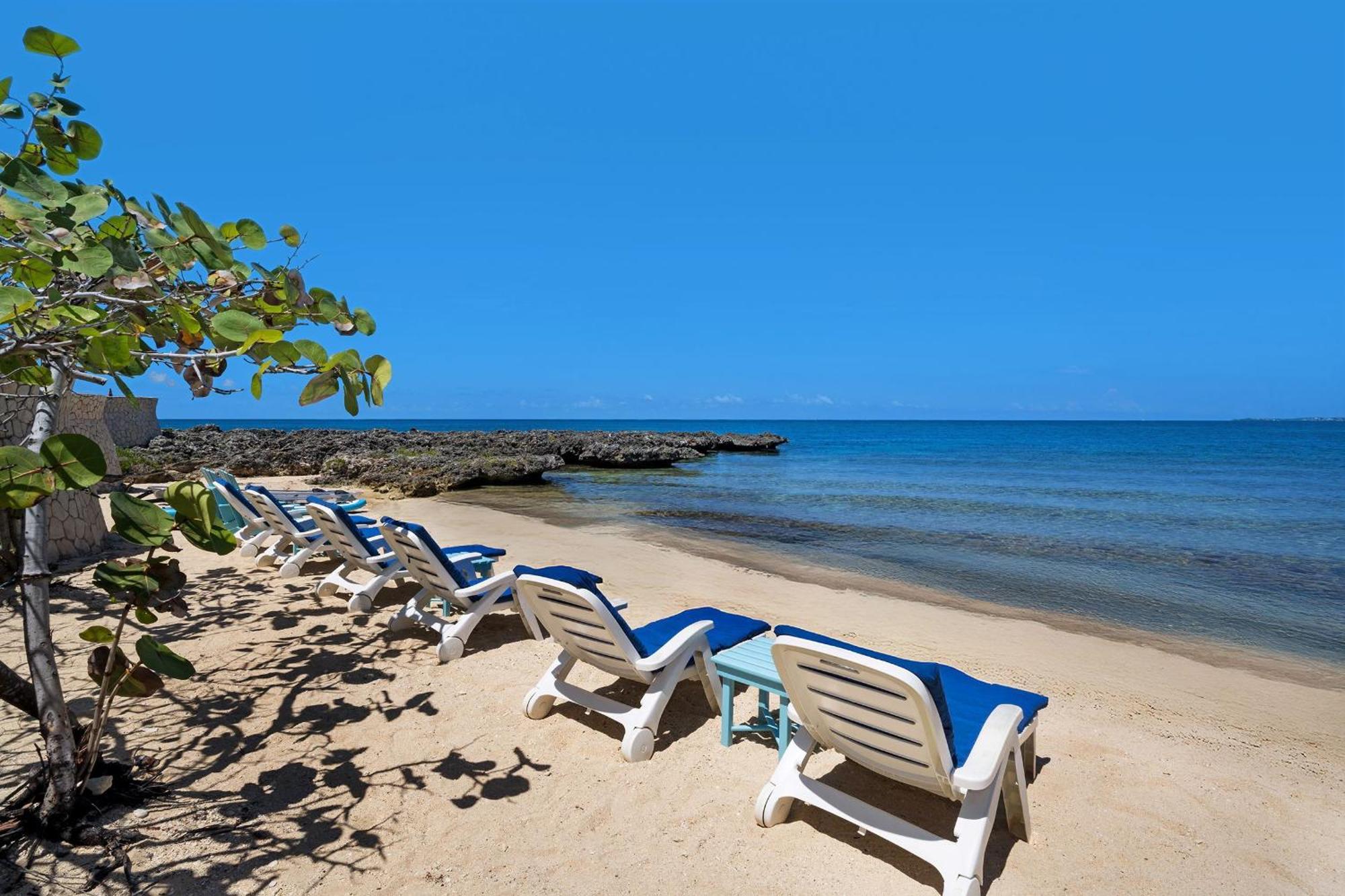 Ocean Cliff Hotel Negril Limited - Adults Only Exterior photo